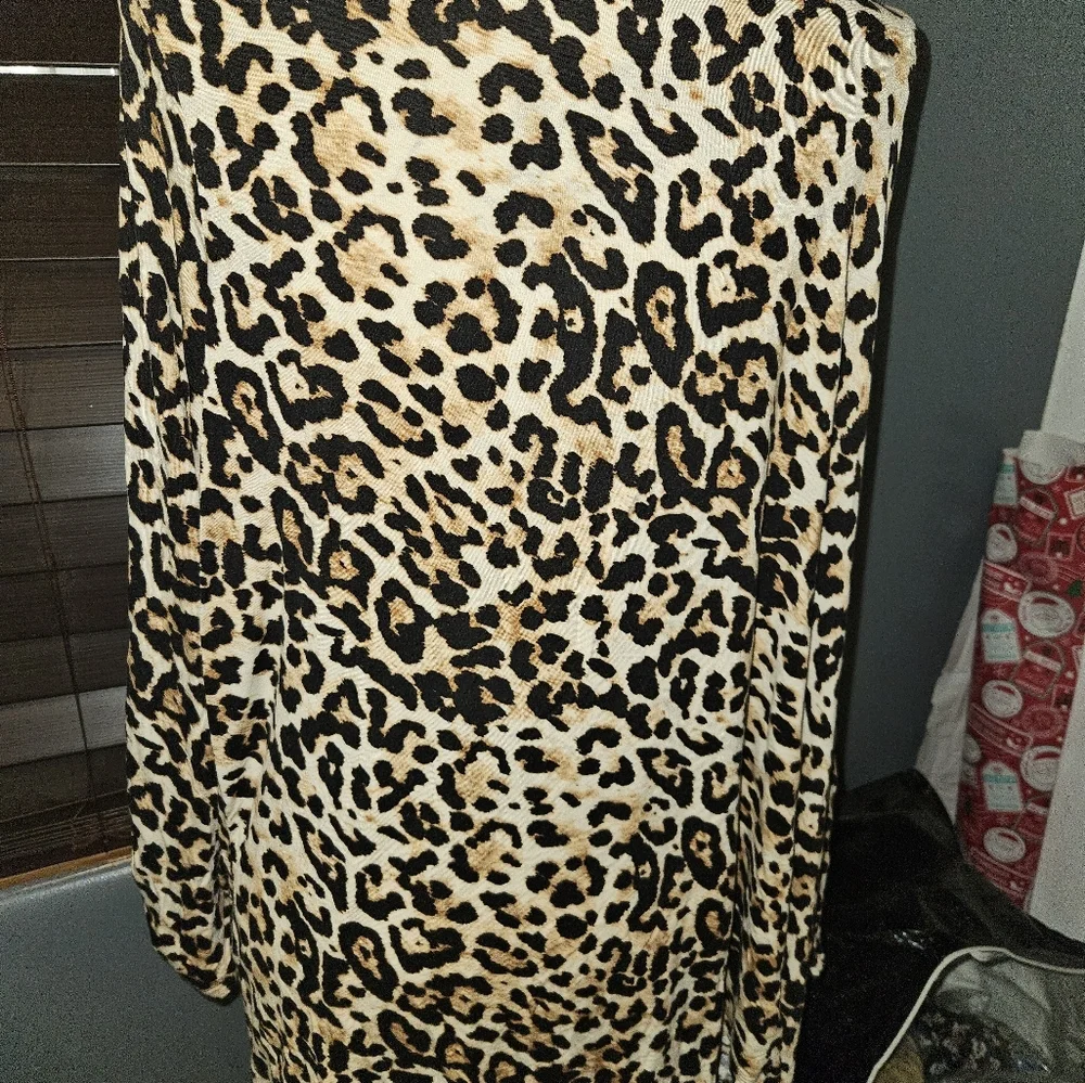 Cato Womans Long Sleeve Cheetah Print Cardigan Size 18W/20W - Picture 7 of 12